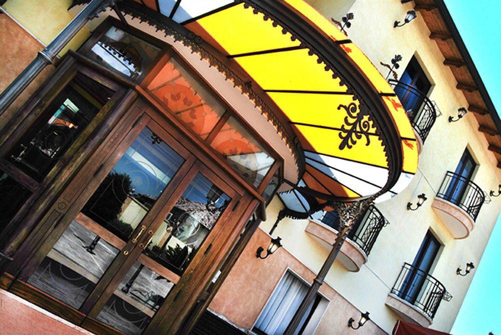 Hotel La Fayette Licola Exterior photo